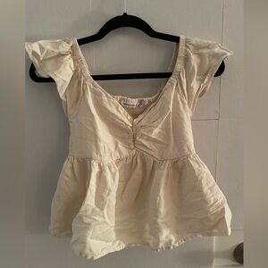 Small cream colored top